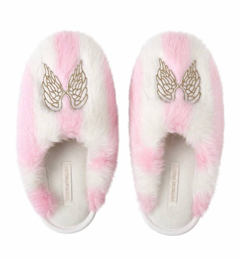Victoria’s Secret Pink White Faux Fur Angel Wings Slippers NWT S