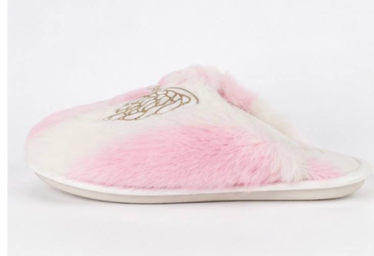 Victoria’s Secret Pink White Faux Fur Angel Wings Slippers NWT S