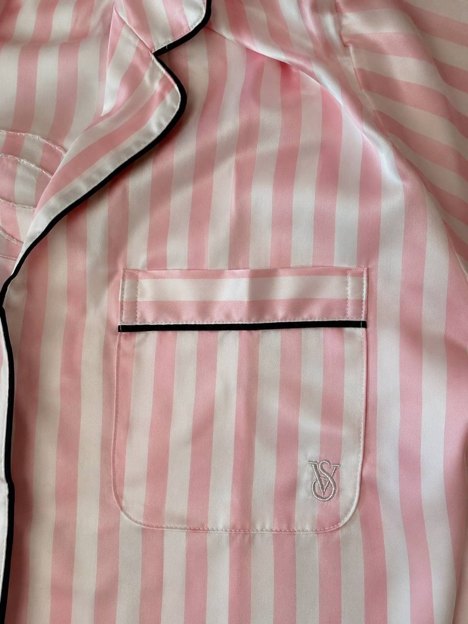 Victoria’s Secret Satin Pajama Set Pink White Stripe Dubai XS NWT