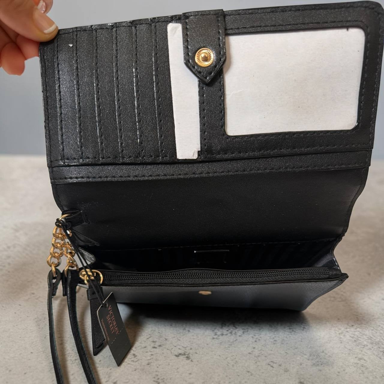 NWT Victoria’s Secret Black Wristlet Wallet Clutch Card Holder Zip