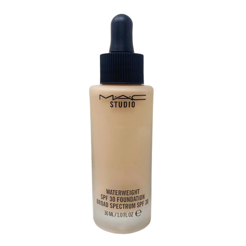 M·A·C Cosmetics Studio Waterweight SPF 30 Foundation - NW15 (30 mL / 1.0 fl oz)