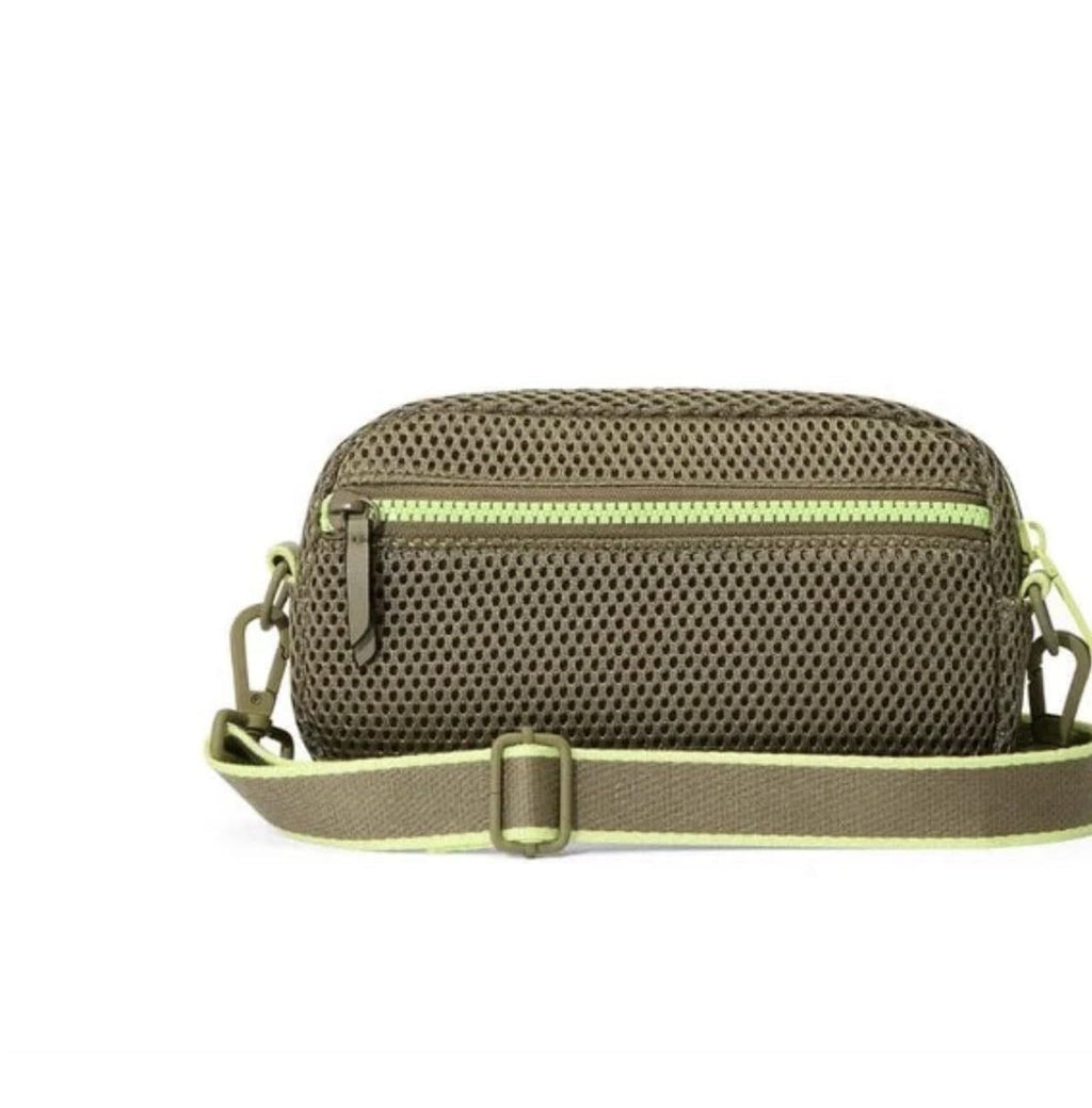 Victoria’s Secret VSX Belt Bag Crossbody Green Mesh Fanny Pack Adjustable Strap Zip Closure New