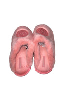 Victoria's Secret Closed Toe Faux Fur Slipper Color Pink New