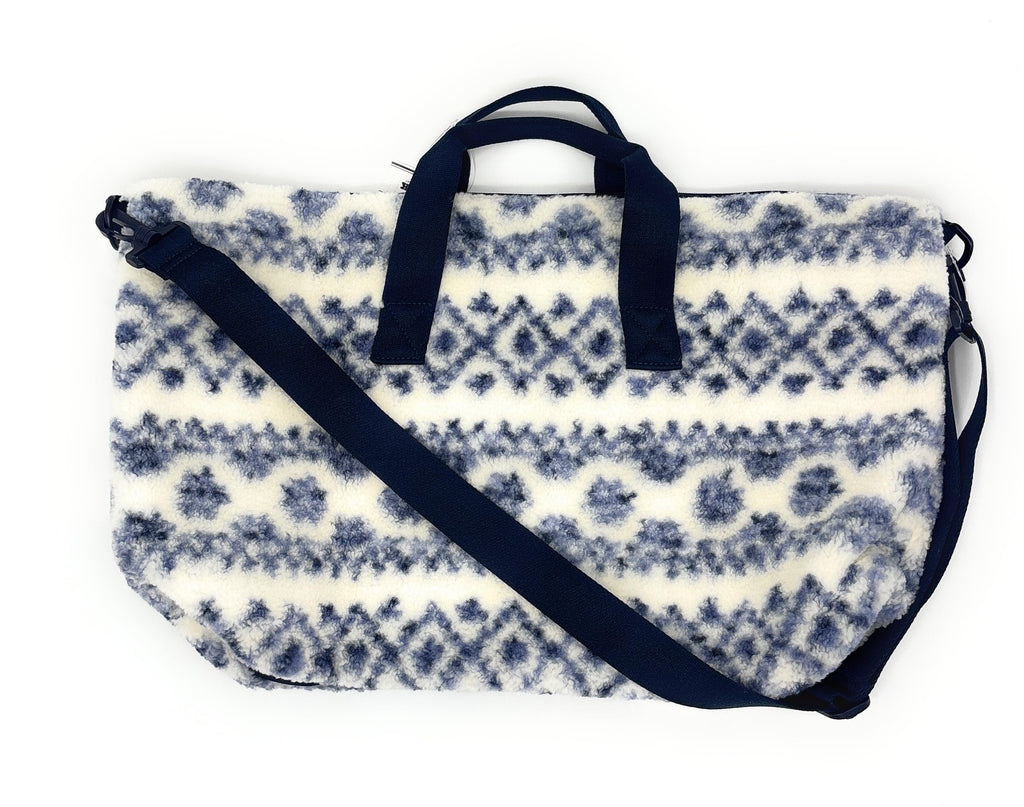 Victoria's Secret PINK Cozy Plush Weekender Bag