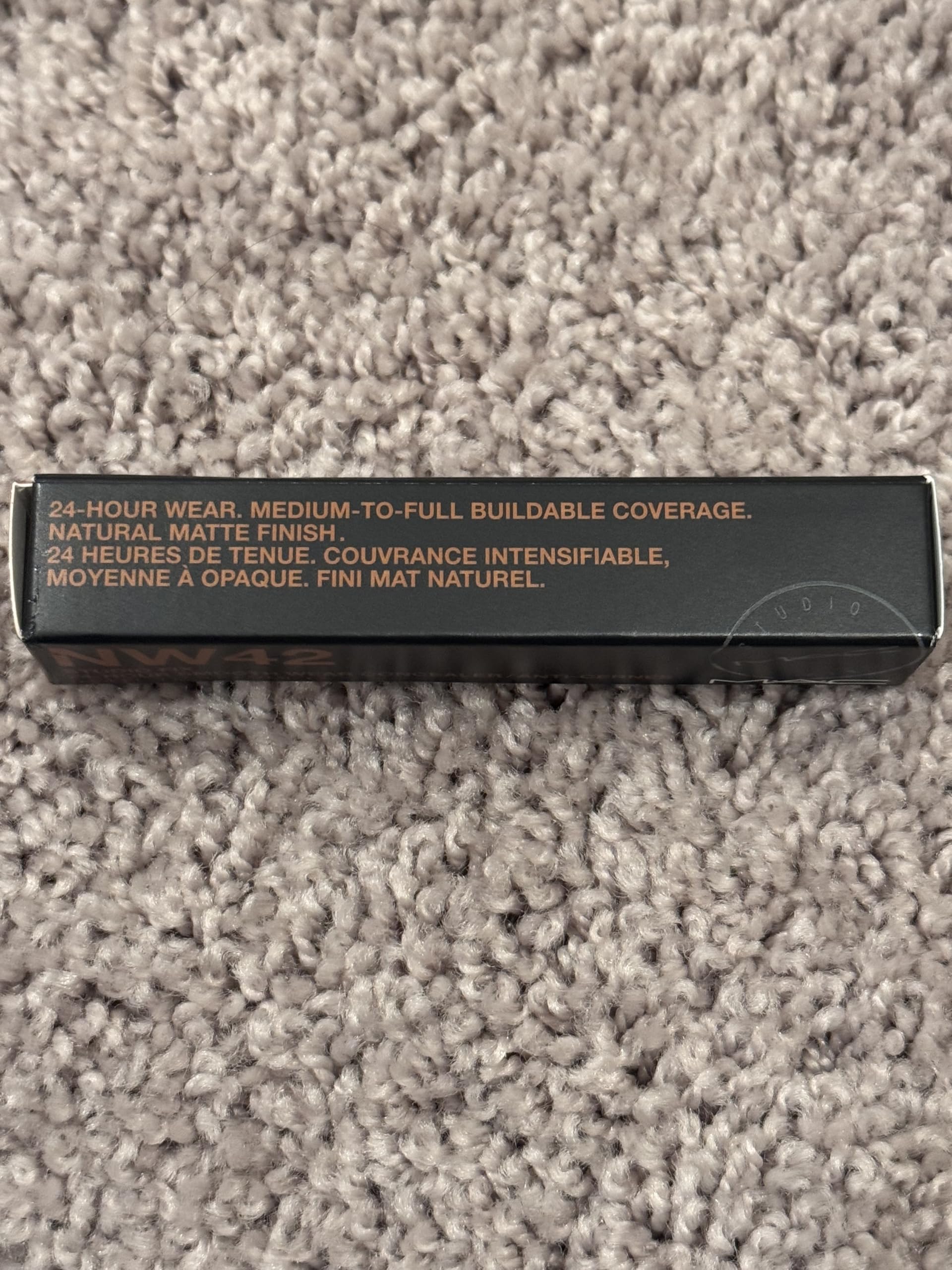 MAC Studio Fix 24-Hour Smooth Wear Concealer NW42