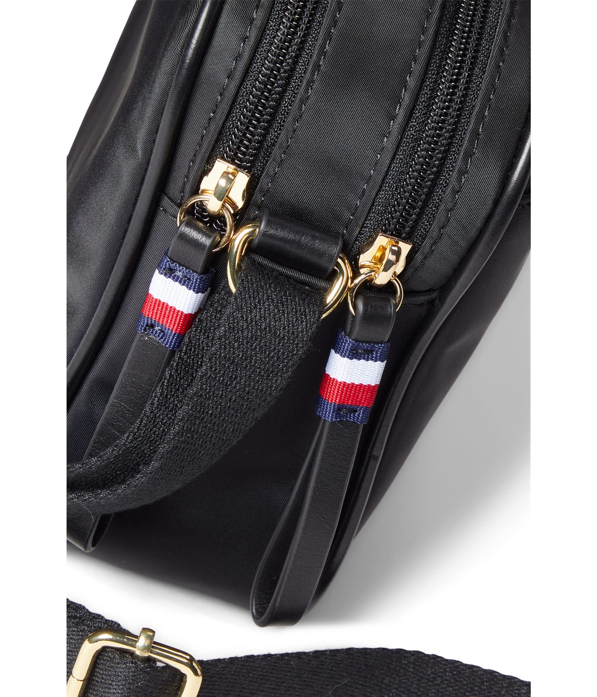 Tommy Hilfiger Cynthia II - Camera Crossbody - Smooth Nylon