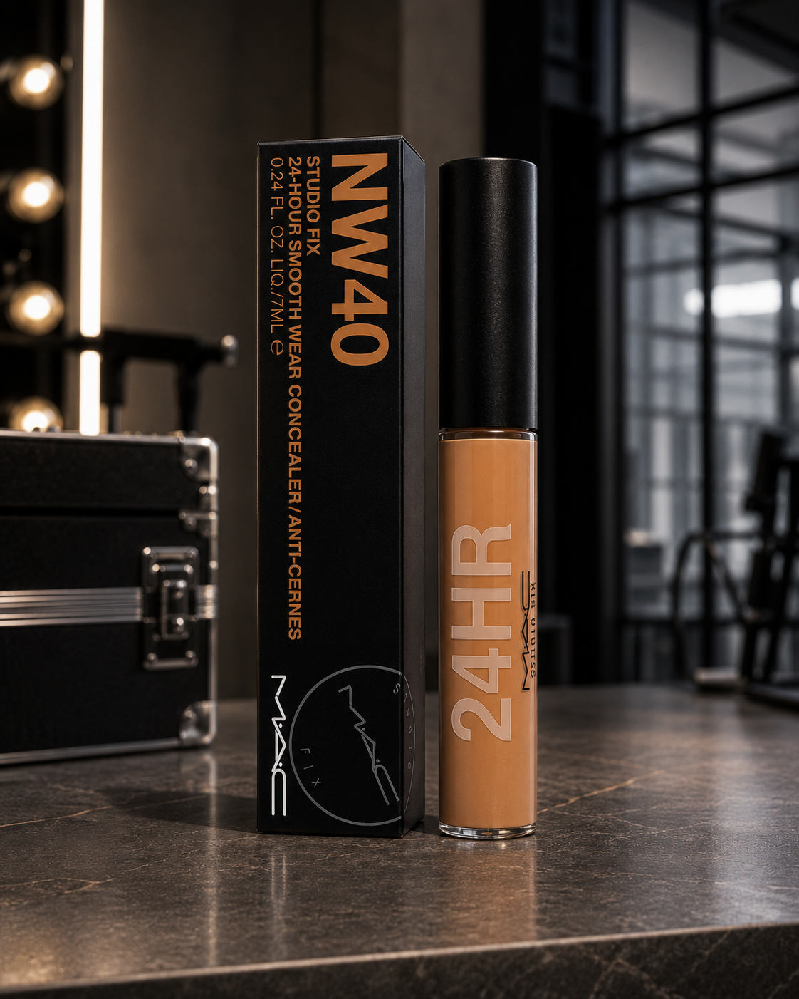 MAC Studio Fix 24-Hour Smooth Wear Concealer – NW40 Deep Beige, 0.24 fl oz / 7 ml