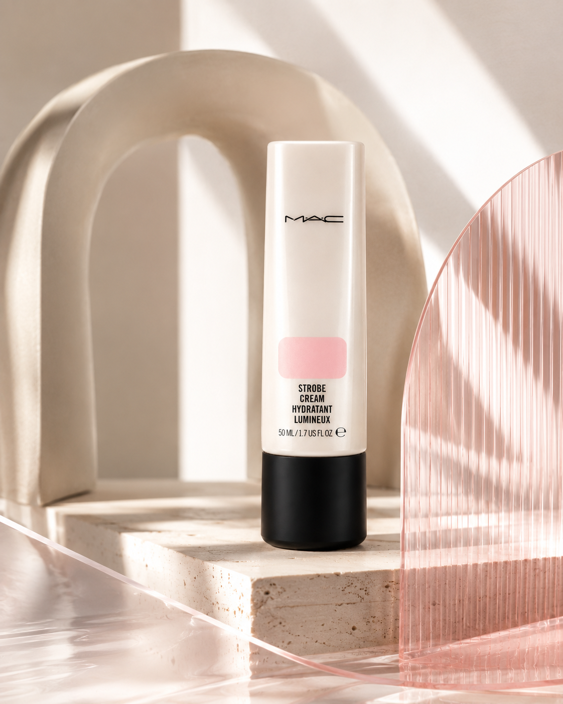 M·A·C Strobe Cream Moisturizer + Highlighter – Pinklite, 1.7 fl oz / 50 ml