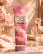 Victoria's Secret Velvet Petals Daydream Fragrance Lotion, 236 mL / 8 oz